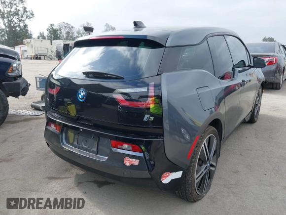 2017 BMW i3 z VIN WBY1Z8C32HV892344, wystawiony jako IAAI lot #42245334 z przebiegiem 48 335 mil mil oraz . Historia ofert i sprzedaży dostępna na DreamBid. Obrazek 4.