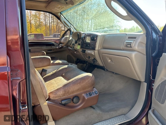 2007 Ford F-250 XL with VIN 1FTSW21P87EB29888, listed as a Copart auction lot 57106845 with 171,496 mi miles and Clean title. Bid and sale history available at DreamBid. Image 5.
