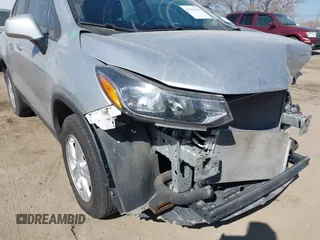 2017 Chevrolet Trax LS with VIN KL7CJNSB3HB192761, listed as a IAAI auction lot 41791039 with 76,591 mi miles. Bid and sale history available at carsss.com. Image 17.
