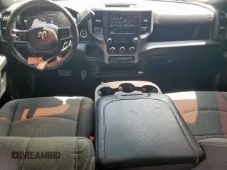 2022 Ram 2500 Tradesman z VIN 3C6UR5HL2NG346645, wystawiony jako Copart lot #60166845 z przebiegiem 70 932 mil mil oraz Szkoda całkowita • Salvage title. Historia ofert i sprzedaży dostępna na DreamBid. Obrazek 8.