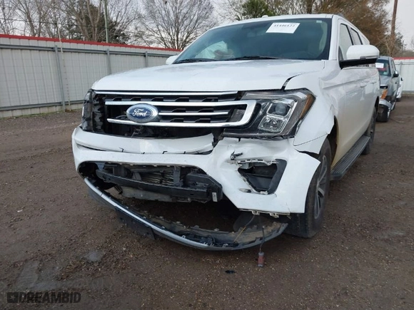 2019 Ford Expedition Max XLT with VIN 1FMJK1HT7KEA82149, listed as a IAAI auction lot 41446122 with 106,607 mi miles. Bid and sale history available at carsss.com. Image 6.