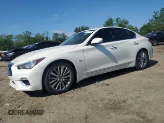 2018 Infiniti Q50 Sport z VIN JN1EV7AP0JM355842, wystawiony jako Copart lot #55673105 z przebiegiem 98 794 mil mil oraz Szkody całkowita. Historia ofert i sprzedaży dostępna na DreamBid. Obrazek 1.