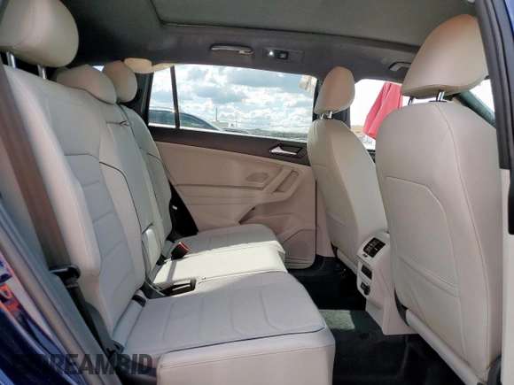 2024 Volkswagen Tiguan SEL R-Line с VIN 3VV4B7AX8RM058000, выставлен на аукционе Copart как лот 56500035 с пробегом 8 572 миль миль и Списание • Salvage title. История ставок и продаж доступна на DreamBid. Изображение 11.
