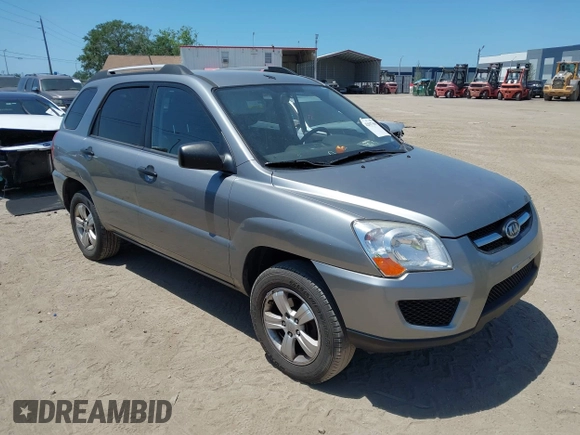 2010 Kia Sportage LX with VIN KNDKG3A47A7722839, listed as a IAAI auction lot 42017569 with 187,100 mi miles and . Bid and sale history available at carsss.com. Image 1.