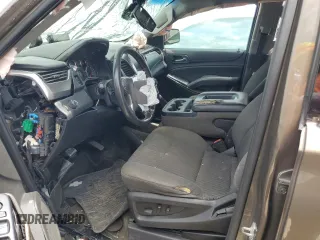 2016 Chevrolet Tahoe LS z VIN 1GNSCAECXGR340617, wystawiony jako Copart lot #56307315 z przebiegiem Nie podano mil oraz Czysty tytuł • Clean title. Historia ofert i sprzedaży dostępna na DreamBid. Obrazek 7.