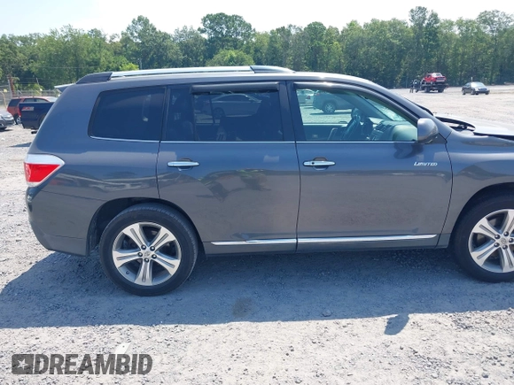 2011 Toyota Highlander Limited with VIN 5TDYK3EH3BS027884, listed as a IAAI auction lot 42527160 with 310,068 mi miles and . Bid and sale history available at DreamBid. Image 14.