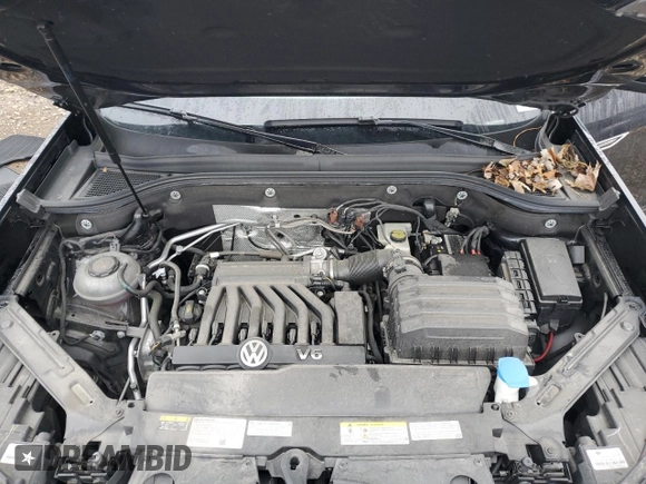 2022 Volkswagen Atlas SE with VIN 1V2HE2CA8NC229616, listed as a Copart auction lot 84722384 with 26,570 mi miles and Salvage title. Bid and sale history available at DreamBid. Image 13.