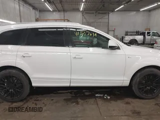 2011 Audi Q7 3.0L TDI Prestige with VIN WA1WMAFE1BD002840, listed as a IAAI auction lot 41537638 with 196,088 mi miles. Bid and sale history available at carsss.com. Image 14.