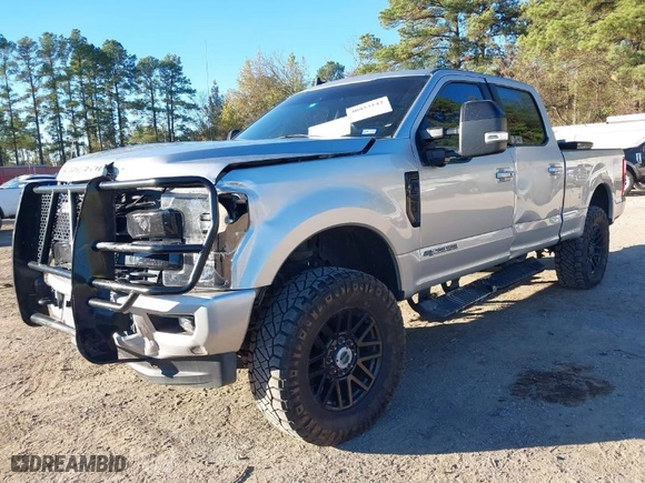 2019 Ford Super Duty F-250 SRW XL with VIN 1FT7W2BT6KED82699, listed as a IAAI auction lot 40853142 with 145,754 mi miles. Bid and sale history available at carsss.com. Image 2.