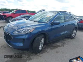 2020 Ford Escape SE z VIN 1FMCU0G64LUC77514, wystawiony jako IAAI lot #42198831 z przebiegiem 39 250 mil mil oraz . Historia ofert i sprzedaży dostępna na DreamBid. Obrazek 19.