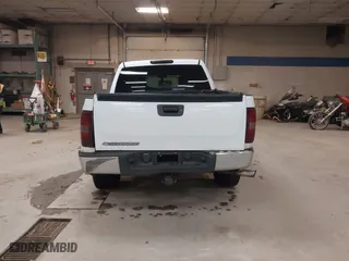 2007 Chevrolet Silverado 1500 LT w/2LT with VIN 2GCEK13MX71677513, listed as a IAAI auction lot 42023608 with 144,555 mi miles. Bid and sale history available at carsss.com. Image 16.