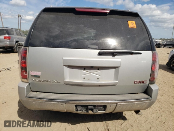 2011 GMC Yukon XL Denali with VIN 1GKS1MEF1BR391690, listed as a Copart auction lot 76612984 with 285,289 mi miles and Clean Title. Bid and sale history available at carsss.com. Image 6.