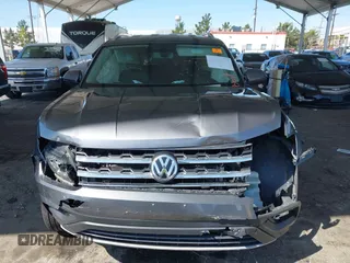 2019 Volkswagen Atlas SE with VIN 1V2DR2CA2KC547116, listed as a IAAI auction lot 41840372 with 102,625 mi miles and . Bid and sale history available at DreamBid. Image 11.