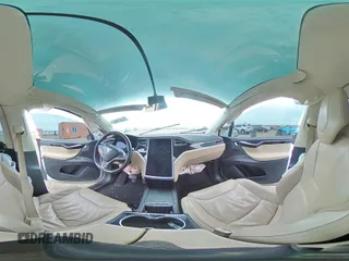 2016 Tesla Model X 70D z VIN 5YJXCBE25GF016928, wystawiony jako Copart lot #83615564 z przebiegiem Nie podano mil oraz Szkoda całkowita • Salvage title. Historia ofert i sprzedaży dostępna na DreamBid. Obrazek 13.