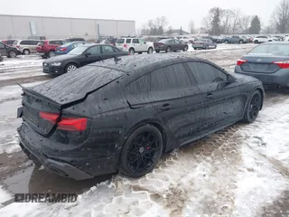 2021 Audi RS 5 Sportback z VIN WUAAWCF50MA904151, wystawiony jako IAAI lot #41172600 z przebiegiem 34 684 mil mil oraz . Historia ofert i sprzedaży dostępna na DreamBid. Obrazek 4.