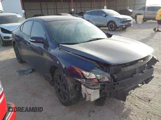 2014 Nissan Maxima SV with VIN 1N4AA5AP0EC907305, listed as a IAAI auction lot 42262072 with 130,541 mi miles and . Bid and sale history available at DreamBid. Image 1.