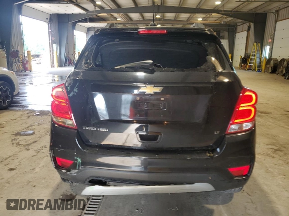 2020 Chevrolet Trax LT with VIN KL7CJPSB2LB055282, listed as a Copart auction lot 60467555 with 21,921 mi miles and Salvage title. Bid and sale history available at DreamBid. Image 6.