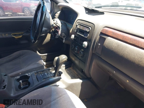 2000 Jeep Grand Cherokee Laredo with VIN 1J4GW48S8YC172274, listed as a IAAI auction lot 39738087 with 335,809 mi miles and . Bid and sale history available at DreamBid. Image 5.