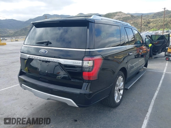 2018 Ford Expedition Max Platinum with VIN 1FMJK1MT8JEA67406, listed as a IAAI auction lot 42077164 with 27,889 mi miles and . Bid and sale history available at DreamBid. Image 4.