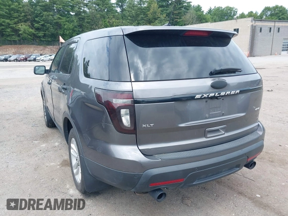 2011 Ford Explorer XLT z VIN 1FMHK8D82BGA77941, wystawiony jako IAAI lot #42677489 z przebiegiem 204 909 mil mil oraz . Historia ofert i sprzedaży dostępna na DreamBid. Obrazek 3.