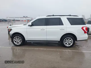 2020 Ford Expedition XLT with VIN 1FMJU1JTXLEA83642, listed as a IAAI auction lot 41490846 with 67,448 mi miles and . Bid and sale history available at DreamBid. Image 15.