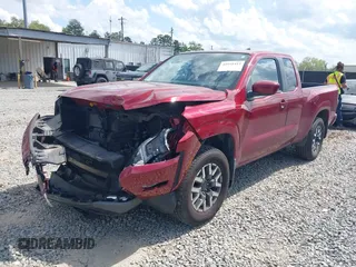 2022 Nissan Frontier S z VIN 1N6ED1CM4NN673279, wystawiony jako IAAI lot #41951412 z przebiegiem 44 529 mil mil oraz . Historia ofert i sprzedaży dostępna na DreamBid. Obrazek 2.