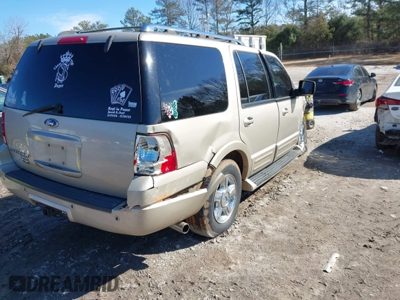 2005 Ford Expedition Limited with VIN 1FMFU19565LA63012, listed as a IAAI auction lot 41370679 with 235,080 mi miles. Bid and sale history available at carsss.com. Image 4.