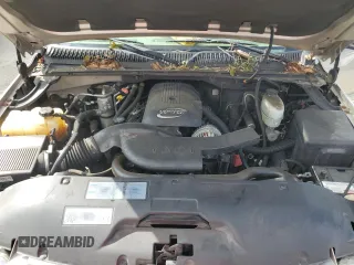 2005 Chevrolet Suburban LT with VIN 1GNEC16Z05J130250, listed as a Copart auction lot 73827604 with 166,013 mi miles and Non Repairable. Bid and sale history available at carsss.com. Image 12.