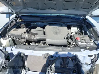 2019 Toyota Tacoma SR with VIN 3TMCZ5AN7KM213537, listed as a IAAI auction lot 42442068 with 39,969 mi miles and . Bid and sale history available at DreamBid. Image 10.
