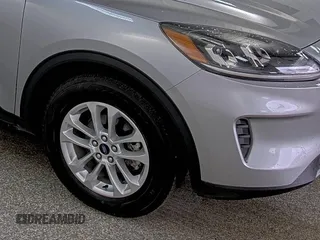 2022 Ford Escape SE with VIN 1FMCU0G67NUB80990, listed as a IAAI auction lot 42858836 with 94,635 mi miles and . Bid and sale history available at DreamBid. Image 5.