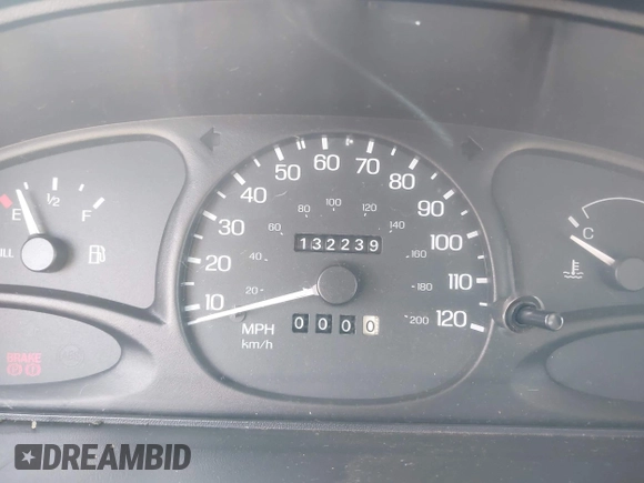 1997 Ford Escort LX with VIN 1FALP13P3VW125396, listed as a IAAI auction lot 42036066 with 132,239 mi miles. Bid and sale history available at carsss.com. Image 7.