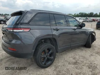 2023 Jeep Grand Cherokee Altitude with VIN 1C4RJGAG7PC573429, listed as a Copart auction lot 58052174 with 9,704 mi miles and Salvage title. Bid and sale history available at DreamBid. Image 3.