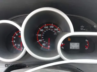 2010 Toyota Matrix S z VIN 2T1KE4EE1AC045560, wystawiony jako IAAI lot #42397223 z przebiegiem 191 626 mil mil oraz . Historia ofert i sprzedaży dostępna na DreamBid. Obrazek 7.