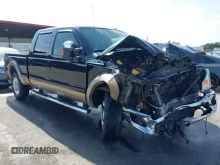 2013 Ford F-250 XL z VIN 1FT7W2BT8DEB23165, wystawiony jako IAAI lot #42135075 z przebiegiem 80 616 mil mil oraz . Historia ofert i sprzedaży dostępna na DreamBid. Obrazek 1.
