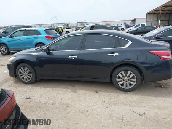 2013 Nissan Altima 2.5 S with VIN 1N4AL3AP5DN416696, listed as a IAAI auction lot 41786541 with 228,482 mi miles and . Bid and sale history available at carsss.com. Image 14.