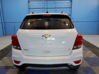 2020 Chevrolet Trax LT with VIN KL7CJLSB1LB041415, listed as a Copart auction lot 48872335 with 68,265 mi miles and Non repairable. Bid and sale history available at DreamBid. Image 6.