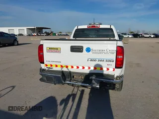 2022 Chevrolet Colorado 2WD Work Truck z VIN 1GCHSBEN6N1259669, wystawiony jako IAAI lot #41213811 z przebiegiem 49 353 mil mil oraz . Historia ofert i sprzedaży dostępna na DreamBid. Obrazek 16.