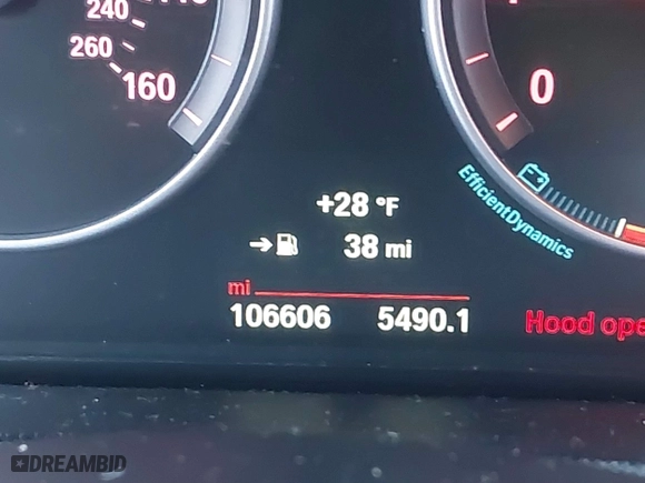 2018 BMW X4 xDrive28i with VIN 5UXXW3C5XJ0T82043, listed as a IAAI auction lot 41246495 with 106,606 mi miles. Bid and sale history available at carsss.com. Image 15.