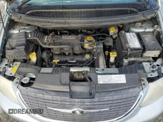 2002 Chrysler Town & Country LXi with VIN 2C8GP54L42R633877, listed as a Copart auction lot 42253175 with 193,587 mi miles and Clean Title. Bid and sale history available at carsss.com. Image 12.