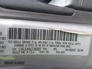 2018 Jeep Grand Cherokee Laredo E with VIN 1C4RJEAG8JC382825, listed as a IAAI auction lot 41288056 with 105,652 mi miles. Bid and sale history available at carsss.com. Image 9.