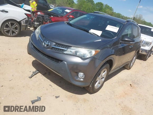 2013 Toyota RAV4 XLE with VIN 2T3RFREV1DW017471, listed as a IAAI auction lot 41990090 with 170,066 mi miles. Bid and sale history available at carsss.com. Image 19.