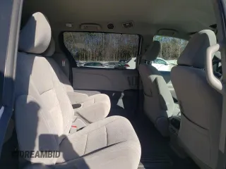 2019 Toyota Sienna LE Auto Access Seat with VIN 5TDKZ3DC8KS017441, listed as a Copart auction lot 46827085 with 61,948 mi miles and Salvage Title. Bid and sale history available at DreamBid. Image 11.