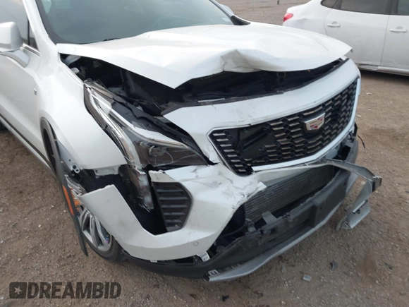 2019 Cadillac XT4 FWD Premium Luxury with VIN 1GYFZCR46KF149823, listed as a IAAI auction lot 41712807 with 43,367 mi miles. Bid and sale history available at carsss.com. Image 6.