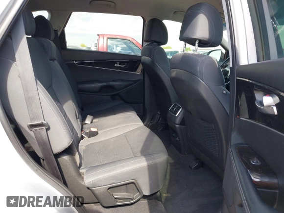 2017 Kia Sorento LX with VIN 5XYPGDA36HG280832, listed as a IAAI auction lot 42214948 with 120,318 mi miles and . Bid and sale history available at DreamBid. Image 8.