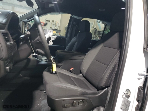 2024 Chevrolet Tahoe LS with VIN 1GNSKMKD9RR362189, listed as a Copart auction lot 87400084 with 1,761 mi miles and Salvage Title. Bid and sale history available at carsss.com. Image 7.