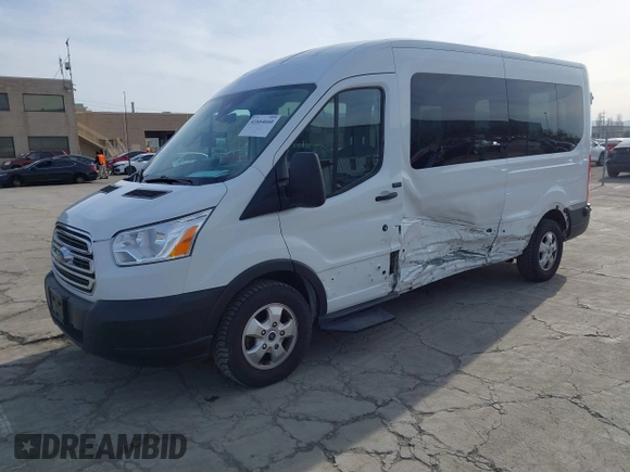 2019 Ford Transit Passenger XL with VIN 1FBAX2CM8KKA99530, listed as a IAAI auction lot 41664660 with 33,044 mi miles. Bid and sale history available at carsss.com. Image 18.