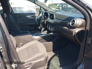 2019 Chevrolet Blazer with VIN 3GNKBCRSXKS614341, listed as a IAAI auction lot 41750561 with 60,345 mi miles and . Bid and sale history available at DreamBid. Image 5.