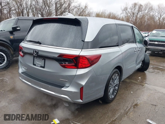 2025 Honda Odyssey Touring с VIN 5FNRL6H85SB028084, выставлен на аукционе IAAI как лот 41822857 с пробегом 3 784 миль миль и . История ставок и продаж доступна на DreamBid. Изображение 4.