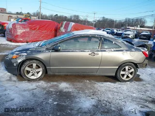 2008 Honda Civic Cpe EX-L with VIN 2HGFG12918H518666, listed as a IAAI auction lot 41373407 with 218,852 mi miles. Bid and sale history available at carsss.com. Image 14.