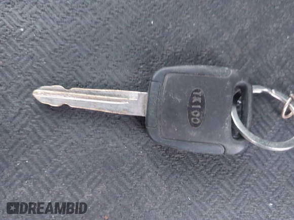 2000 Ford Focus ZX3 with VIN 3FAFP3137YR246156, listed as a IAAI auction lot 41330476 with 209,212 mi miles and . Bid and sale history available at DreamBid. Image 11.